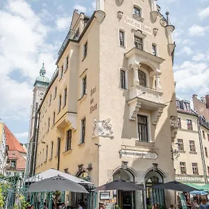 Am Markt 3* Munich