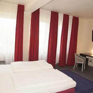 Hotel A&o Hauptbahnhof, Keulen