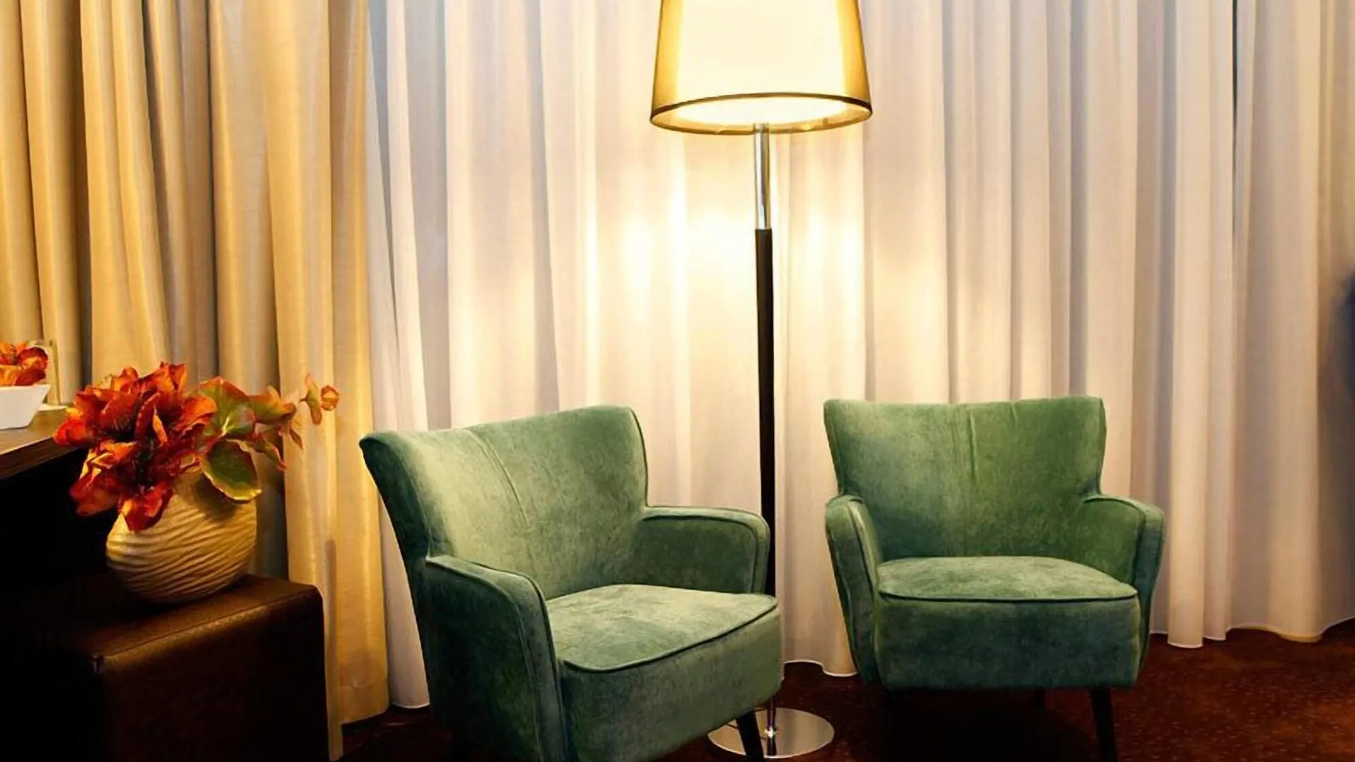 Centro Hotel Ayun Cologne