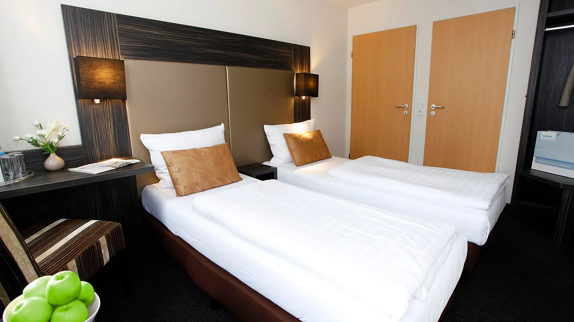Centro Hotel Ayun Cologne 3*,  Germany