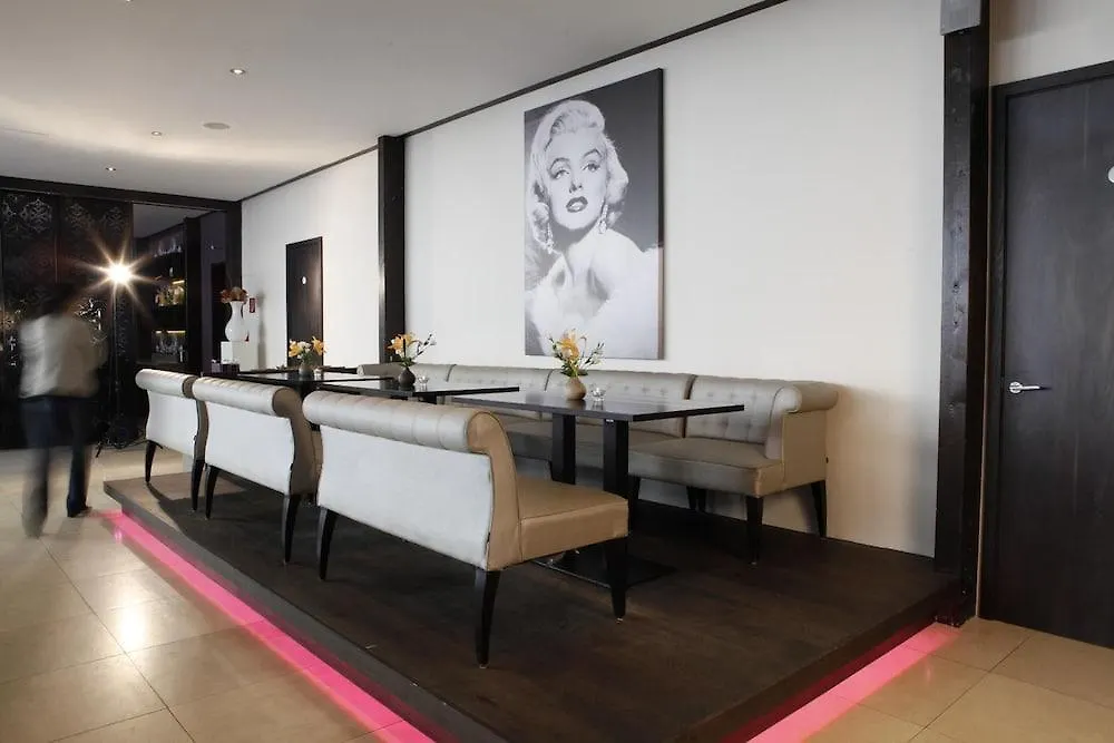 Centro Hotel Ayun Cologne