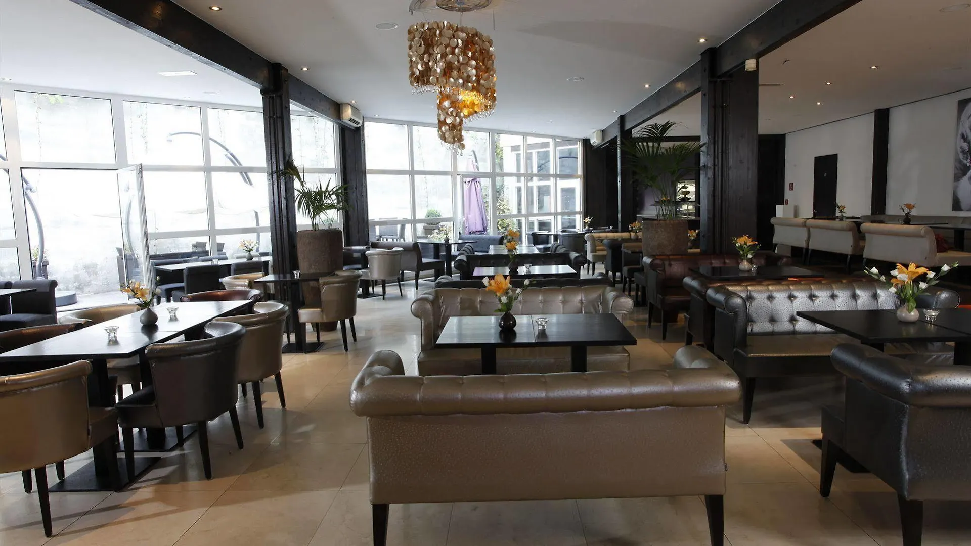 Centro Hotel Ayun Cologne